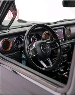 جيب جلاديتور